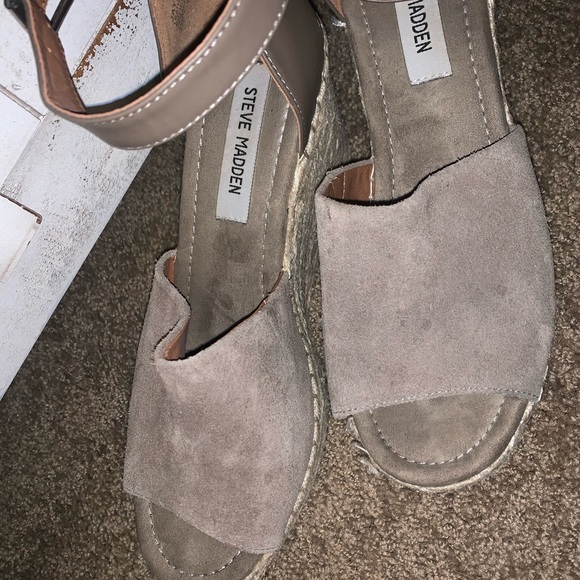 Steve Madden wedges - Picture 2 of 4